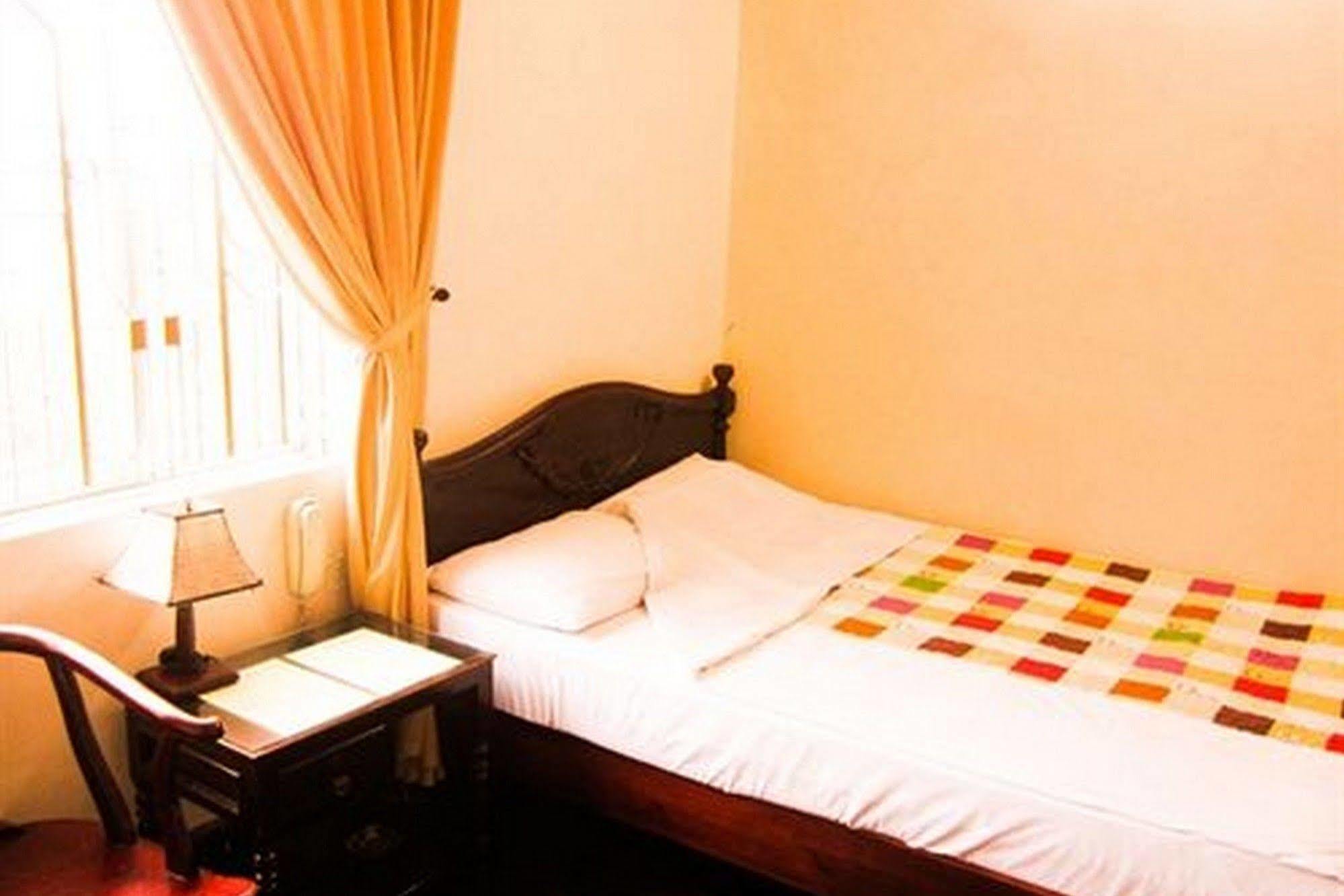 Hotel Binh Minh Sunrise Hue Zewnętrze zdjęcie